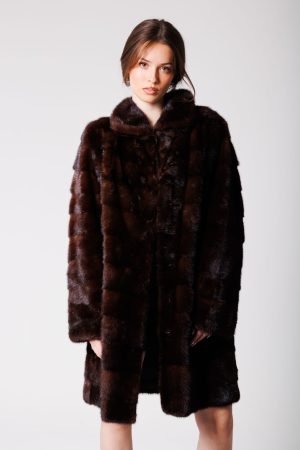 NOR-202001 Futro z całej norki ciemny brąz