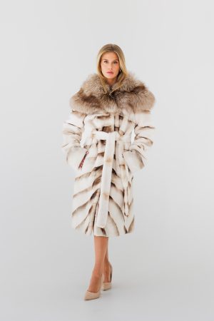 _A8A3269 Futro z całych norek w jasnej tonacji