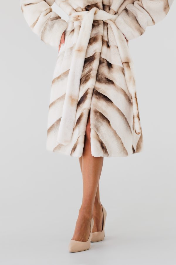 _A8A3298 Futro z całych norek w jasnej tonacji